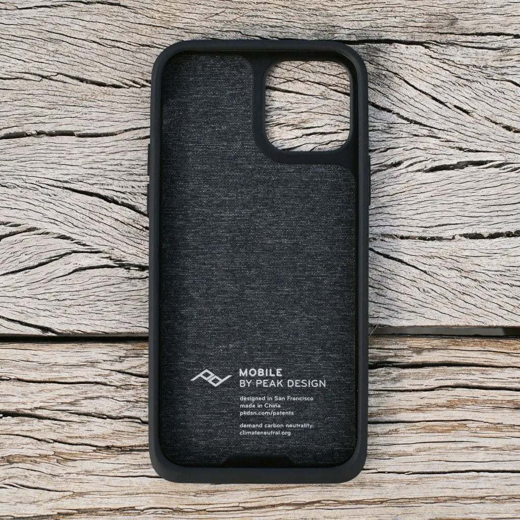 Kryt na iPhone 15 Peak Design Mobile Everyday Case - tmavě šedý - iSTYLE CZ