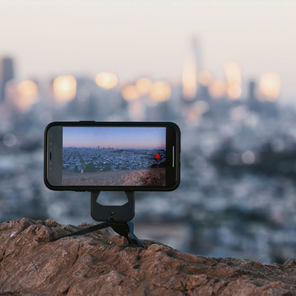 Kryt na iPhone 15 Pro Peak Design Mobile Everyday Case V2 - červenohnědý - iSTYLE CZ