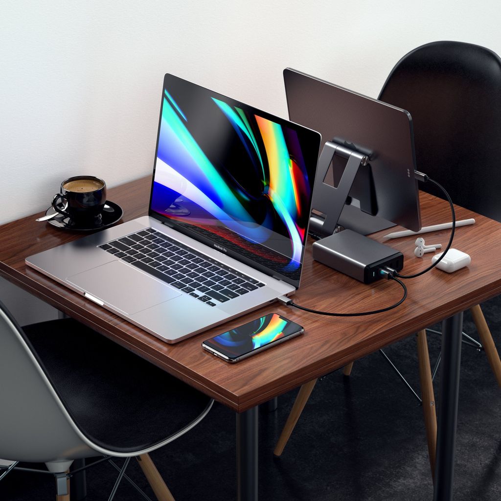 75W dvojitá USB-C PD cestovní nabíječka Satechi - vesmírně šedá - iSTYLE CZ
