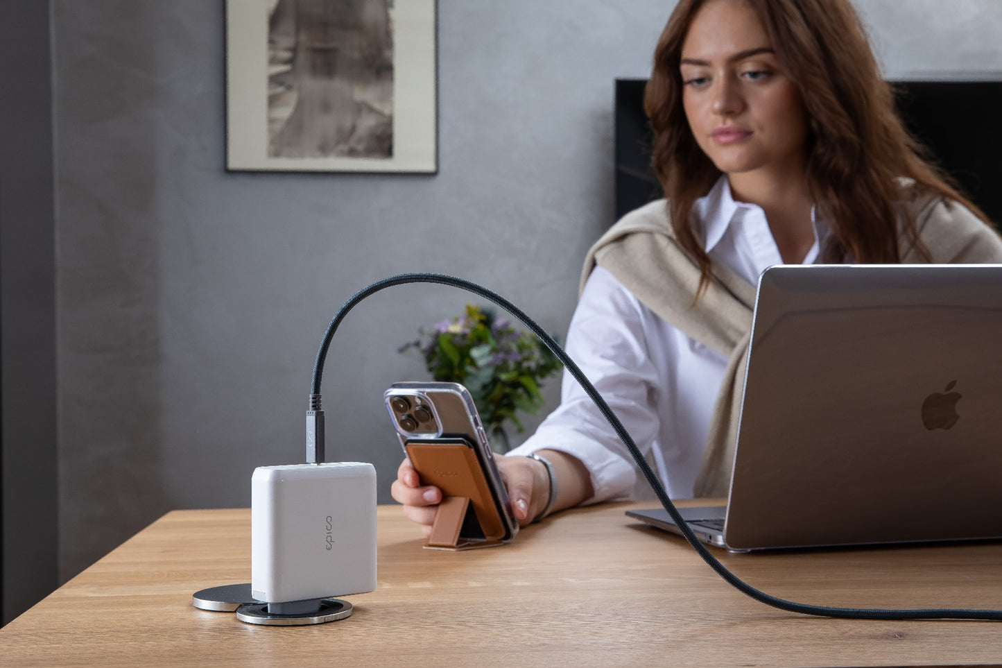 Kryt pro MacBook Air M2 13,6" (2022) Epico Hard Shell - lesklý průhledný - iSTYLE CZ