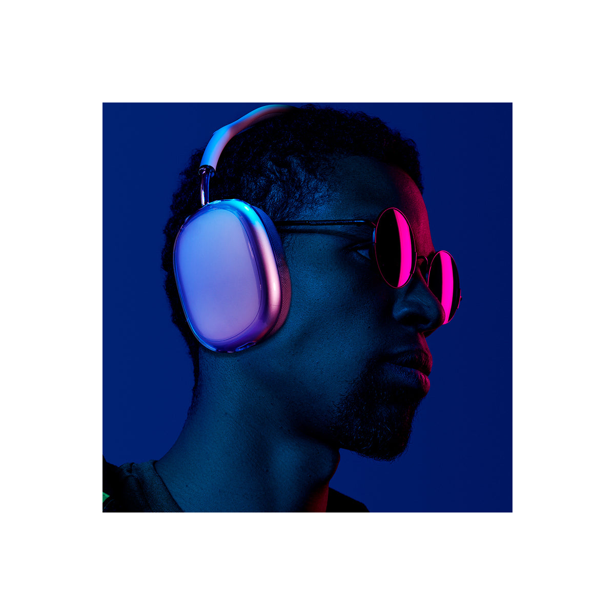 Kryt na AirPods Max Spigen Ultra Hybrid Pro - průhledný - iSTYLE CZ