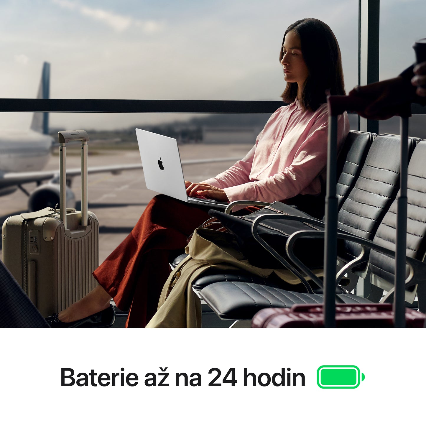 MacBook Pro 14,2”, Apple M5 10jádrové CPU, 10jádrové GPU, 512GB SSD, CZ - vesmírně černý