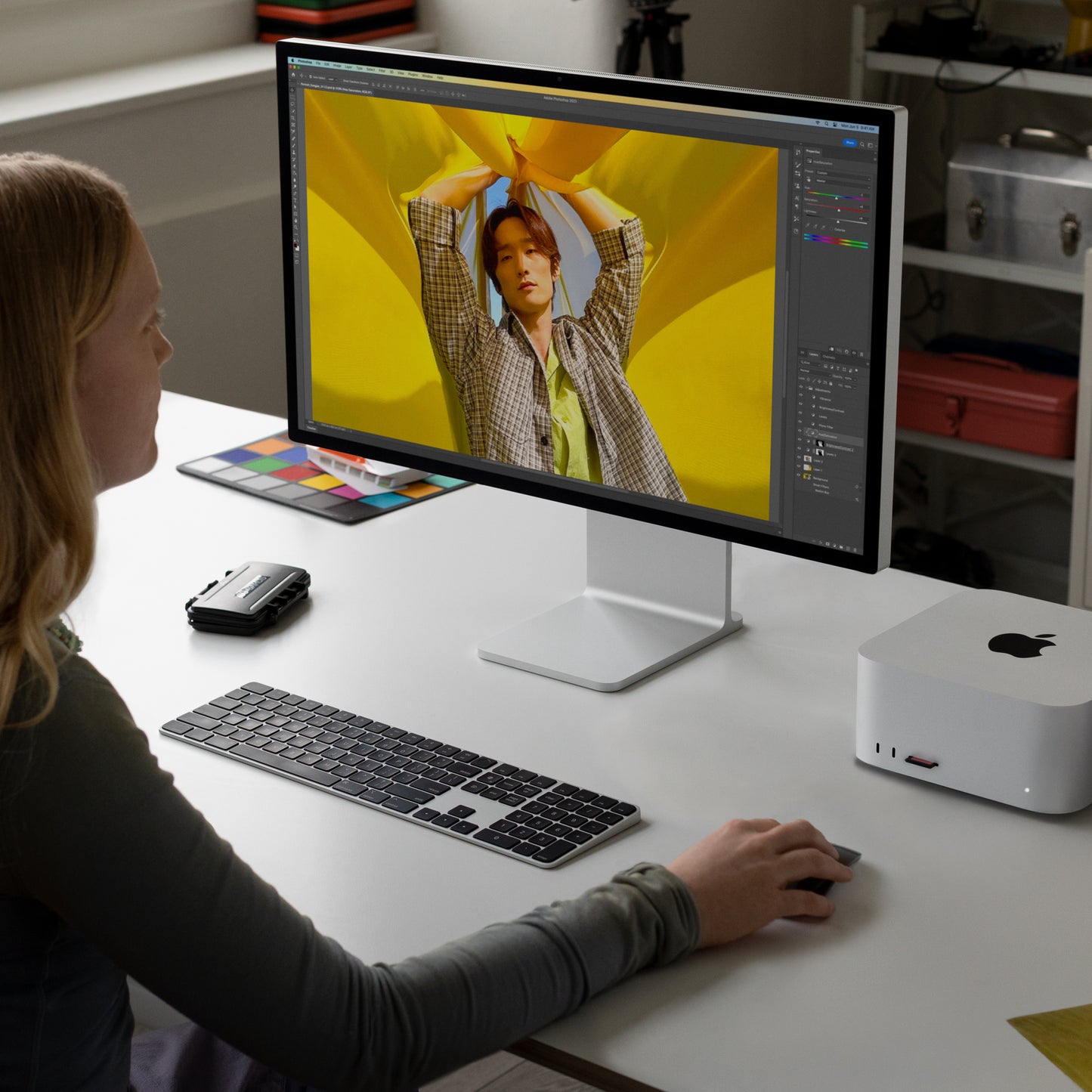 Mac Studio, Apple M4 Max, 14jádrové CPU, 32jádrové GPU, 36GB, 512GB - stříbrný