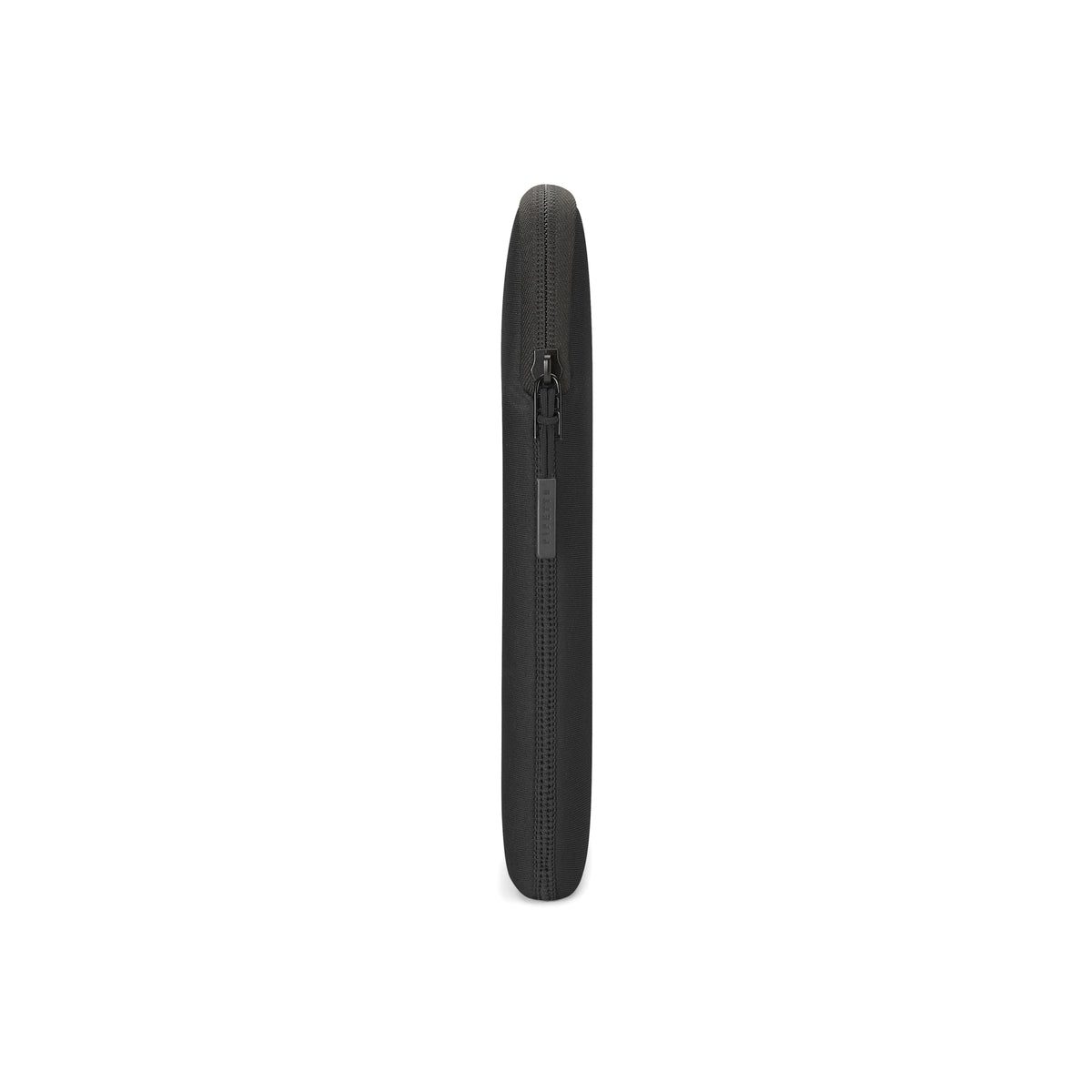 Obal pro Macbook 14" Pipetto Classic Fit Sleeve - černý - iSTYLE CZ