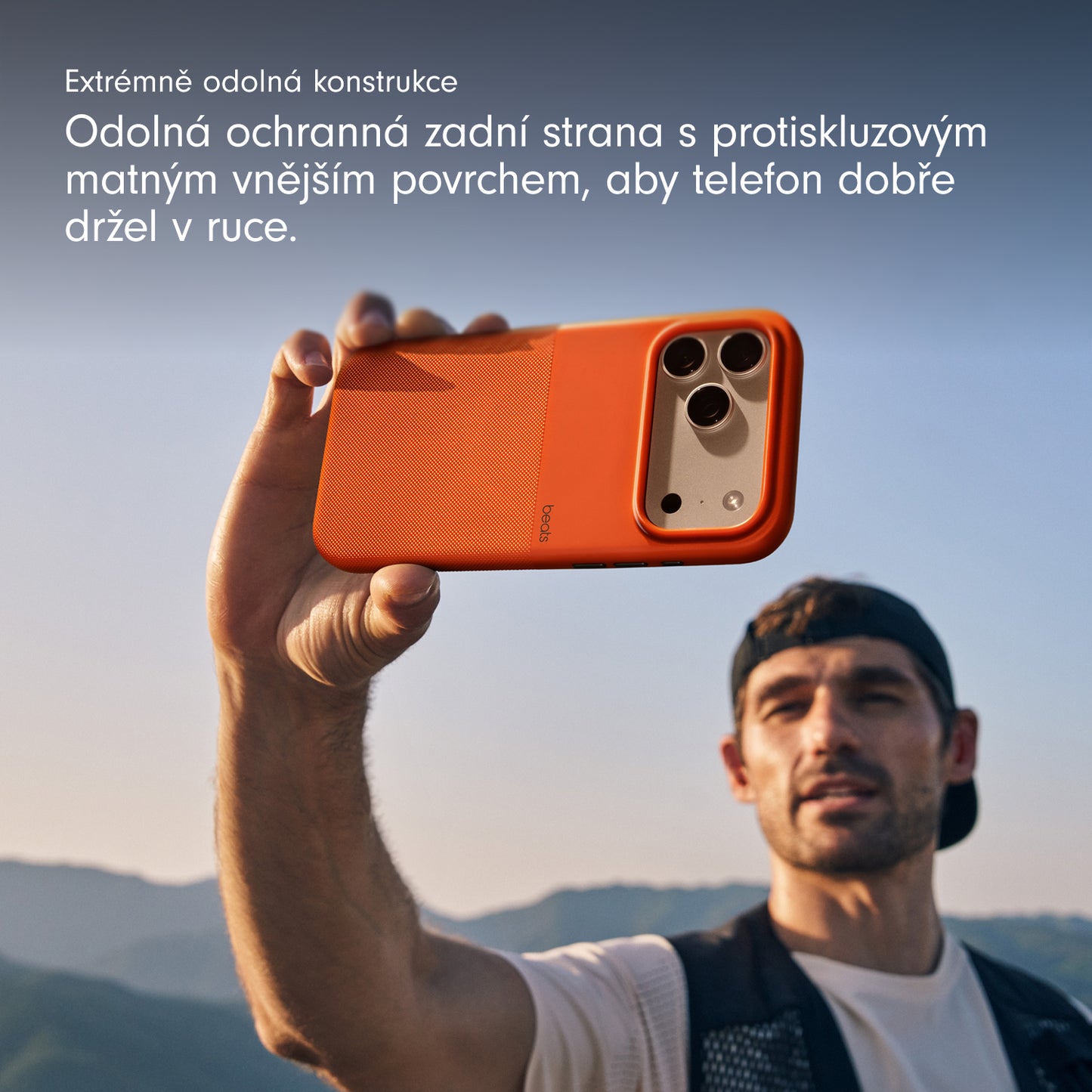 Odolný kryt iPhone 17 Pro Max Beats s MagSafe a ovladačem fotoaparátu - sierra oranžový - iSTYLE CZ