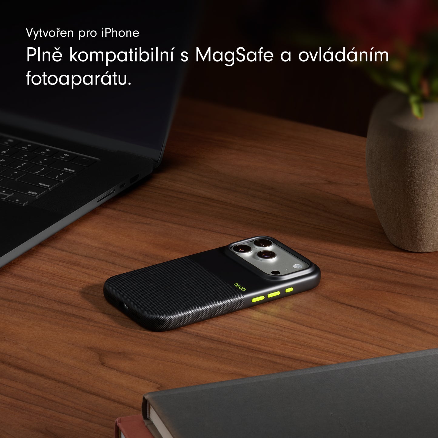 Odolný kryt pro iPhone 17 Beats Pro s MagSafe a ovladačem fotoaparátu - everest černý - iSTYLE CZ