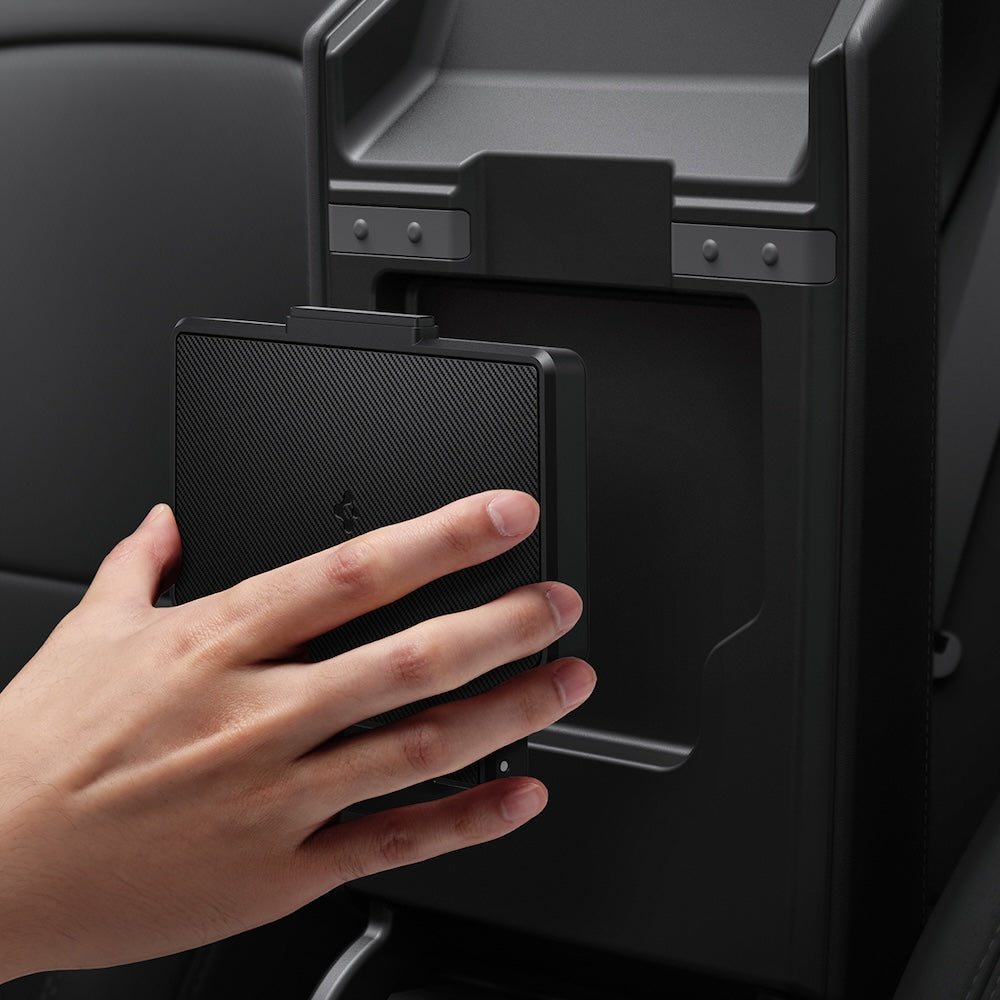 Velký skrytý úložný box Spigen Tesla Center Console Organizer Hidden Storage Box - černý - iSTYLE CZ