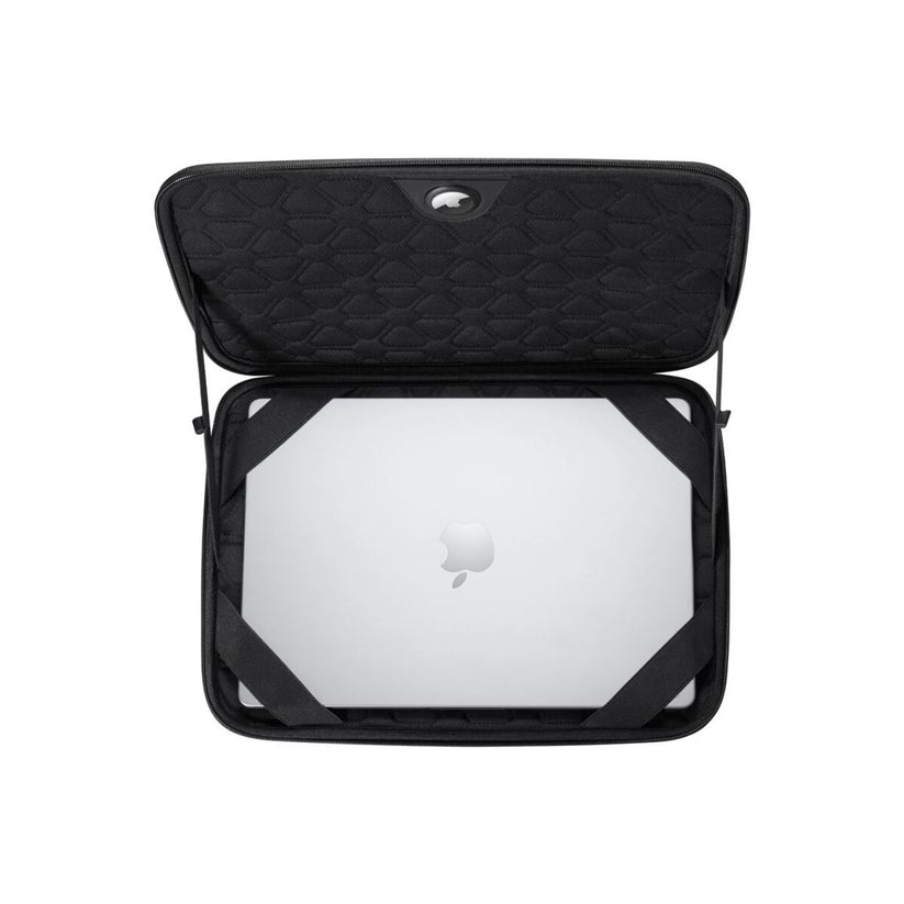Pouzdro pro MacBook Pro 16" Spigen Rugged Armor Pro - černé - iSTYLE CZ