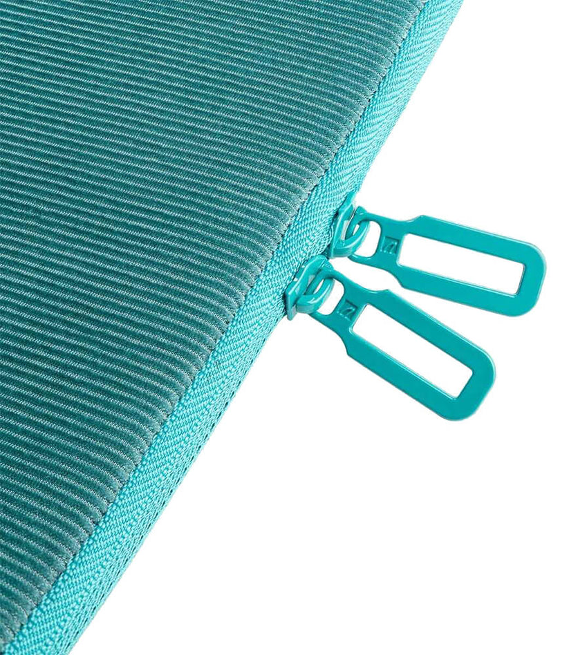 Obal Tucano Velluto na MacBook Pro / Air 13" - modrý - iSTYLE CZ