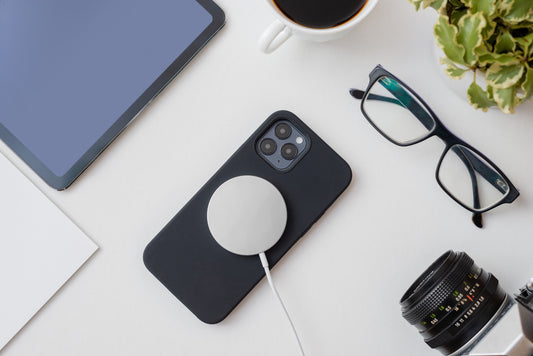 Bezdrátová nabíjecí podložka ER POWER 15W - bílá - iSTYLE CZ