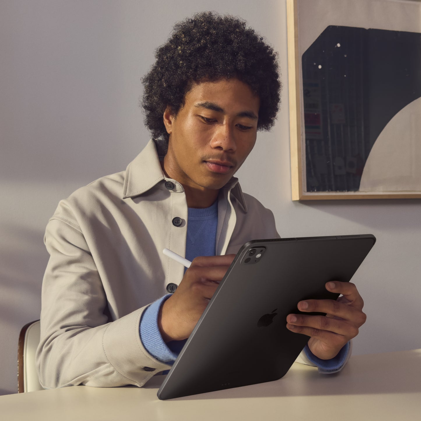Apple 11palcový iPad Pro Wi-Fi 256GB se standardním sklem - vesmírně černý