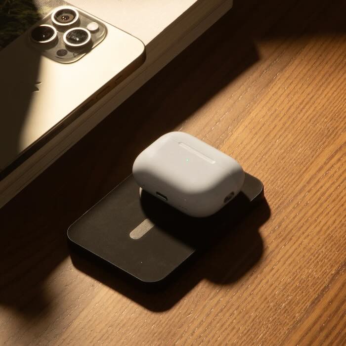 MagSafe powerbanka Native Union (Re)Classic 5000mAh - modrá - iSTYLE CZ