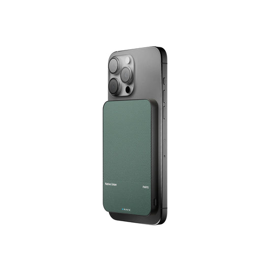 MagSafe powerbanka Native Union (Re)Classic 5000mAh - zelená - iSTYLE CZ