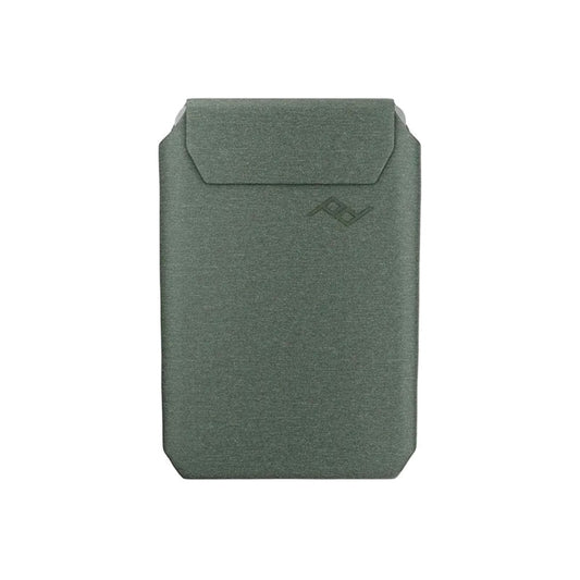 MagSafe peněženka Peak Design Slim Wallet - šalvějově zelená - iSTYLE CZ