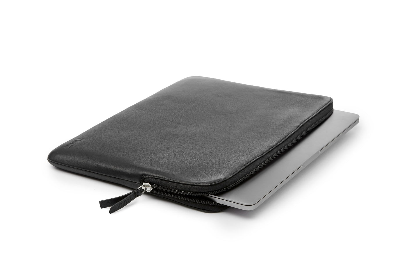 Pouzdro pro MacBook Pro 16" Trunk Leather Sleeve - černé - iSTYLE CZ