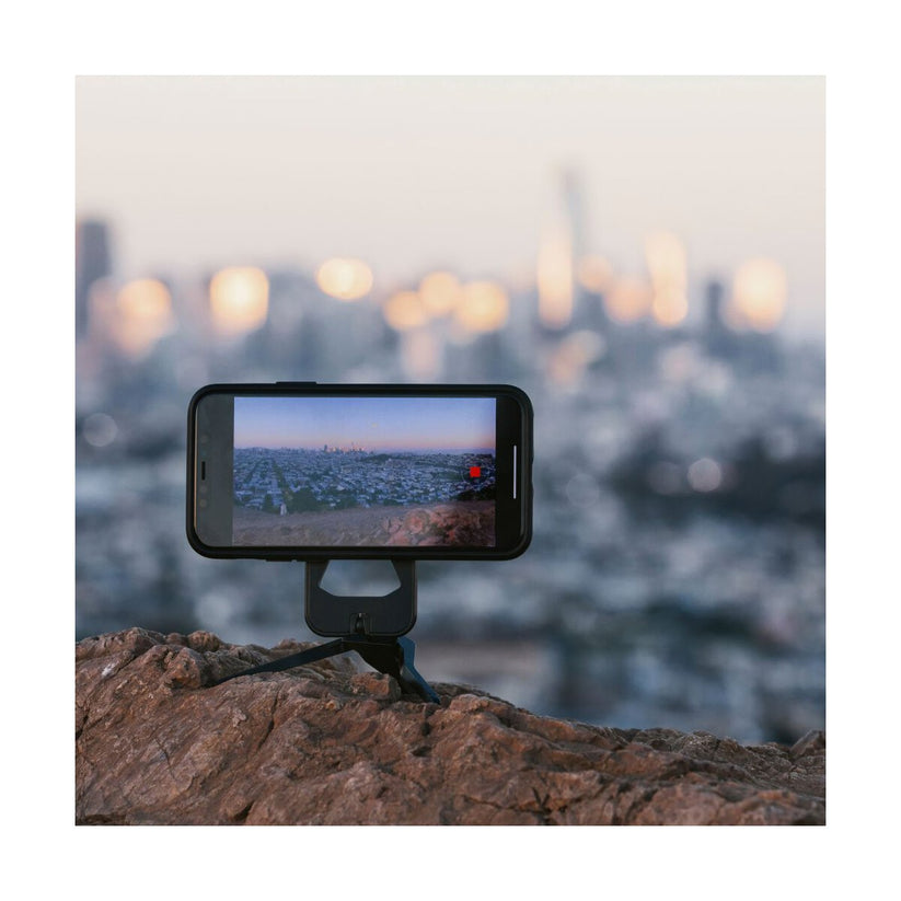 Kryt na iPhone 13 Peak Design Mobile Everyday - šedý