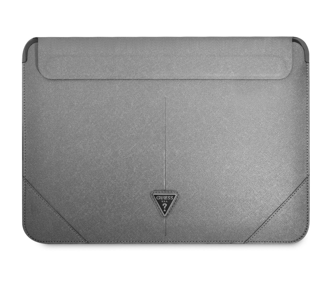 Obal Guess Saffiano Triangle Metal Logo pro MacBook 16" - stříbrný - iSTYLE CZ