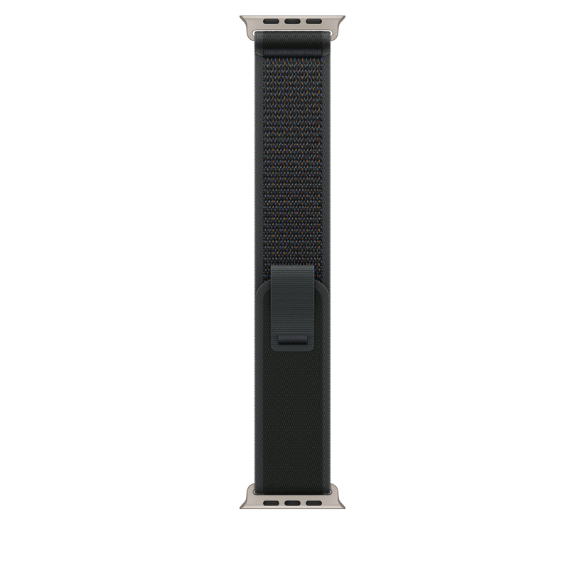 Apple Watch 44/45/46/49mm černý Trailový tah – M/L – provedení z přírodního titanu - iSTYLE CZ