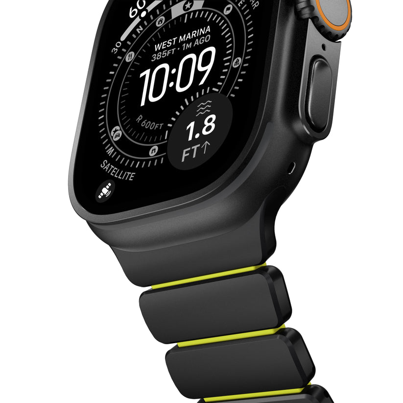 Řemínek pro Apple Watch 45/46/49 mm Nomad Stratos Band FKM - černý/zelený - iSTYLE.cz