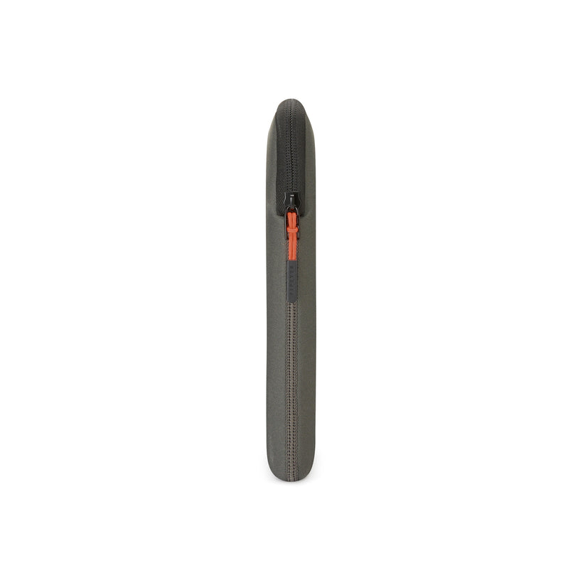 Obal pro Macbook 14" Pipetto Classic Fit Sleeve - zelený - iSTYLE CZ