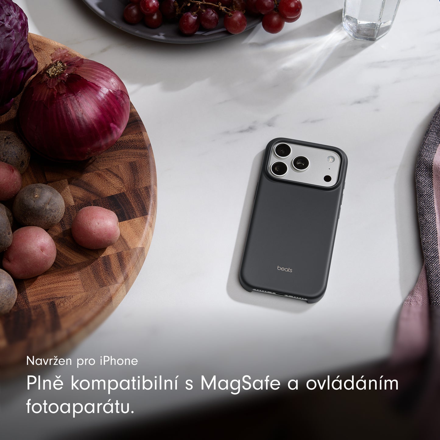 Kryt pro iPhone 17 Pro s MagSafe a ovladačem fotoaparátu - granitově šedý - iSTYLE CZ
