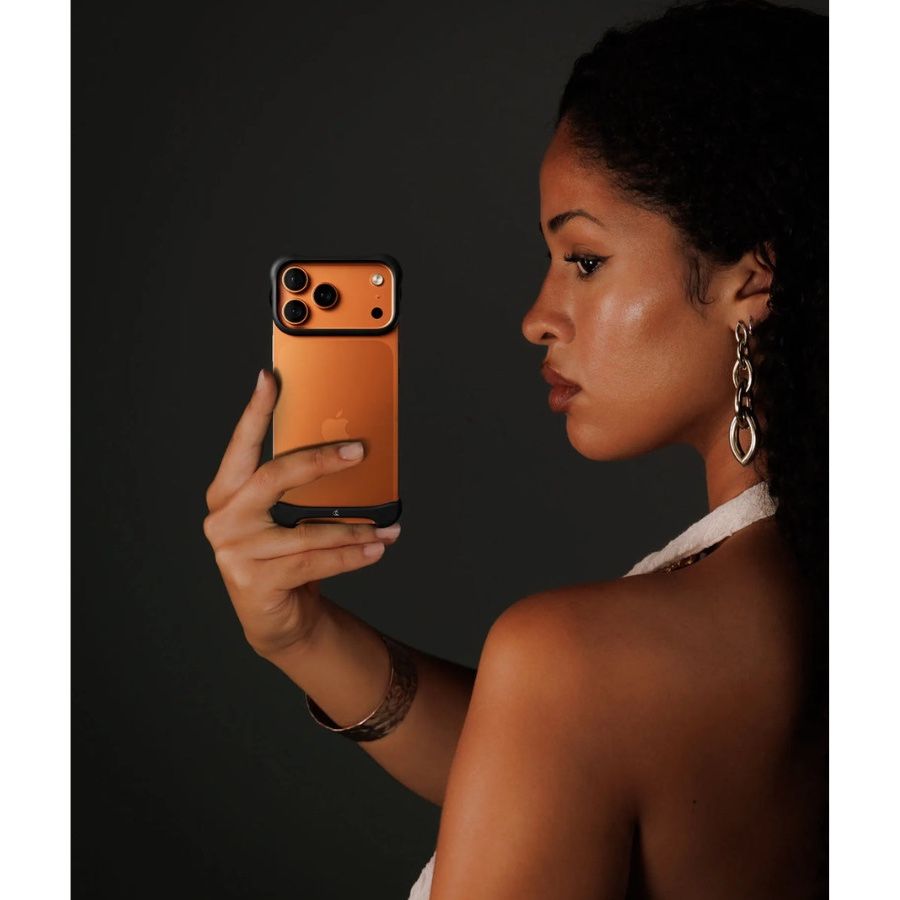 Ochranný rám pro iPhone 17 Pro Arc Pulse - matně černý