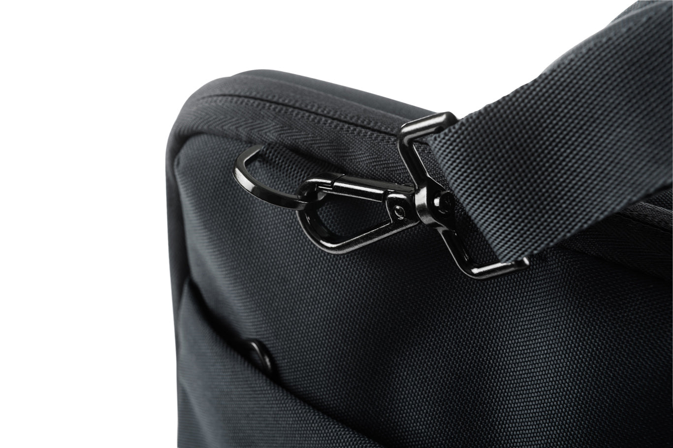 Brašna Tucano Darkolor pro MacBook - černá - iSTYLE CZ
