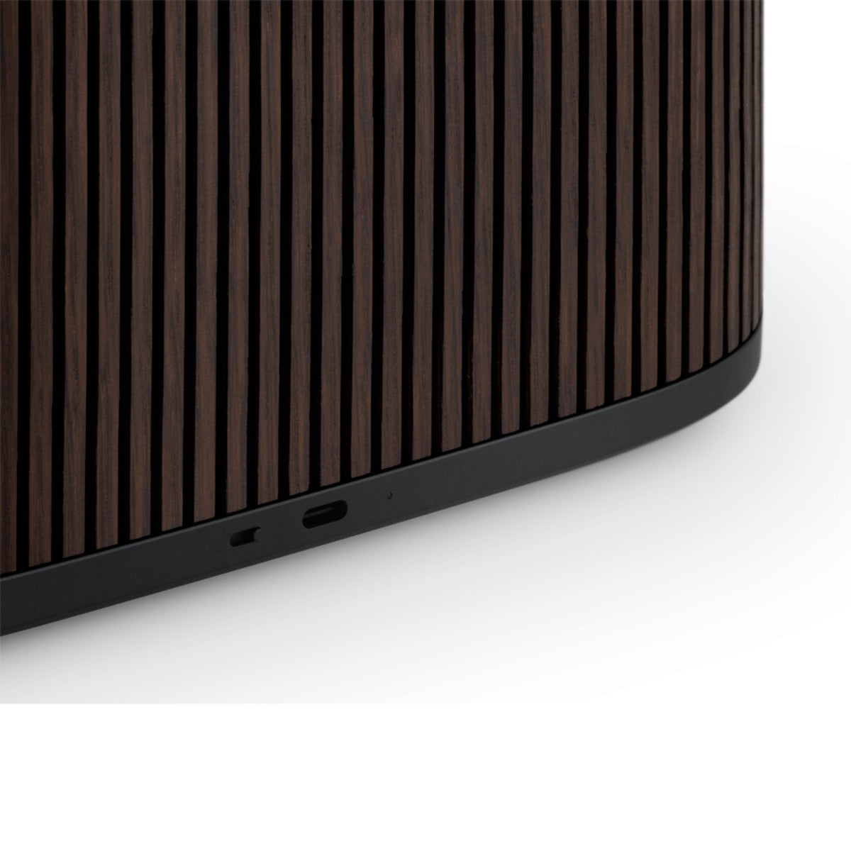 Bezdrátový reproduktor Bang & Olufsen Beosound A5 - tmavě hnědý - iSTYLE CZ