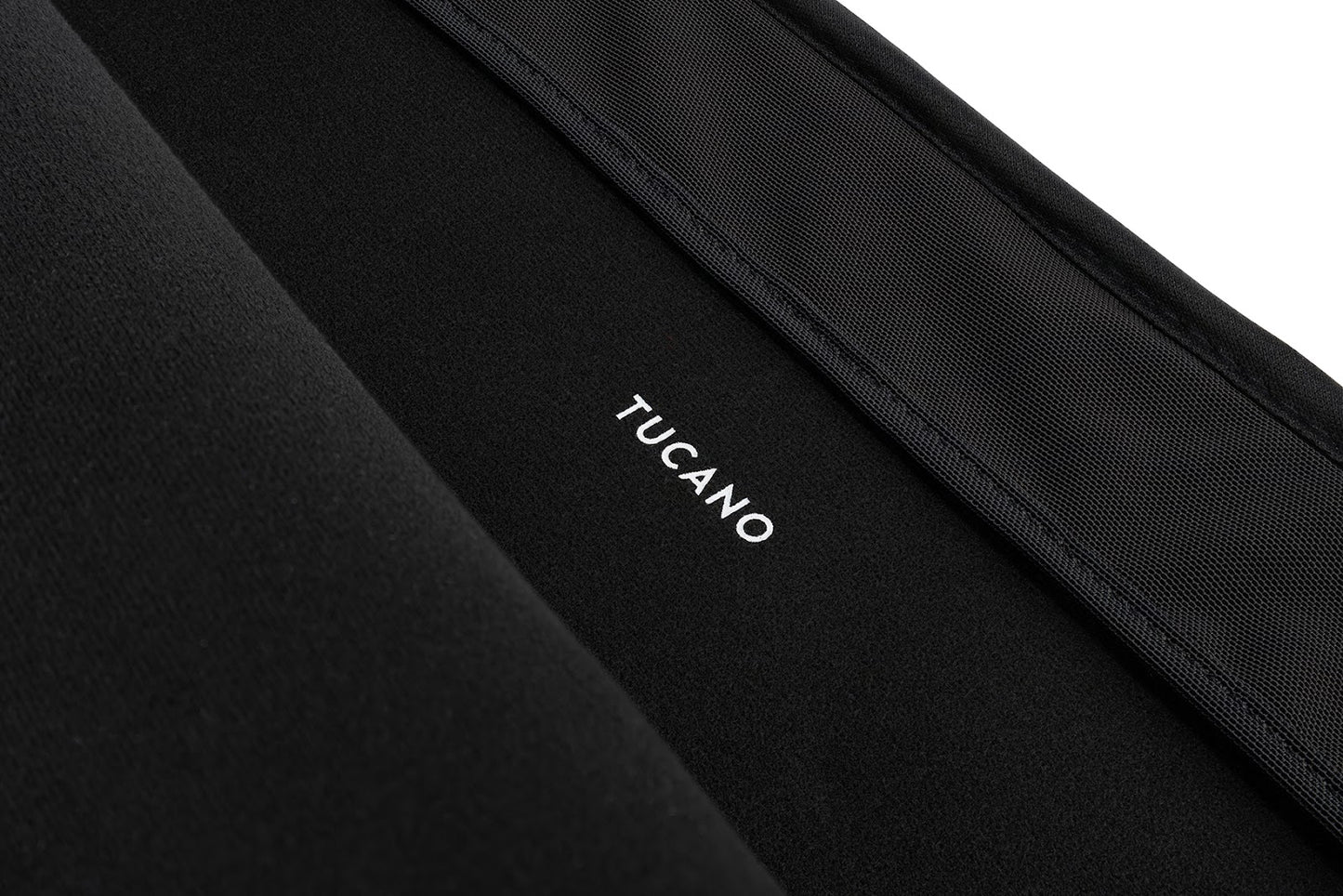 Obal Tucano Velluto na MacBook Pro 14" - růžový