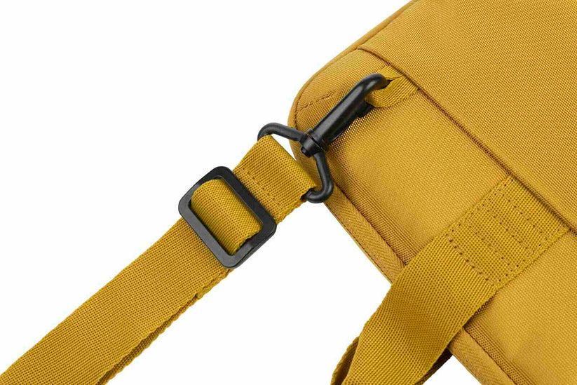 Brašna Tucano Smilza Super Slim pro MacBook 16" - žlutá - iSTYLE CZ