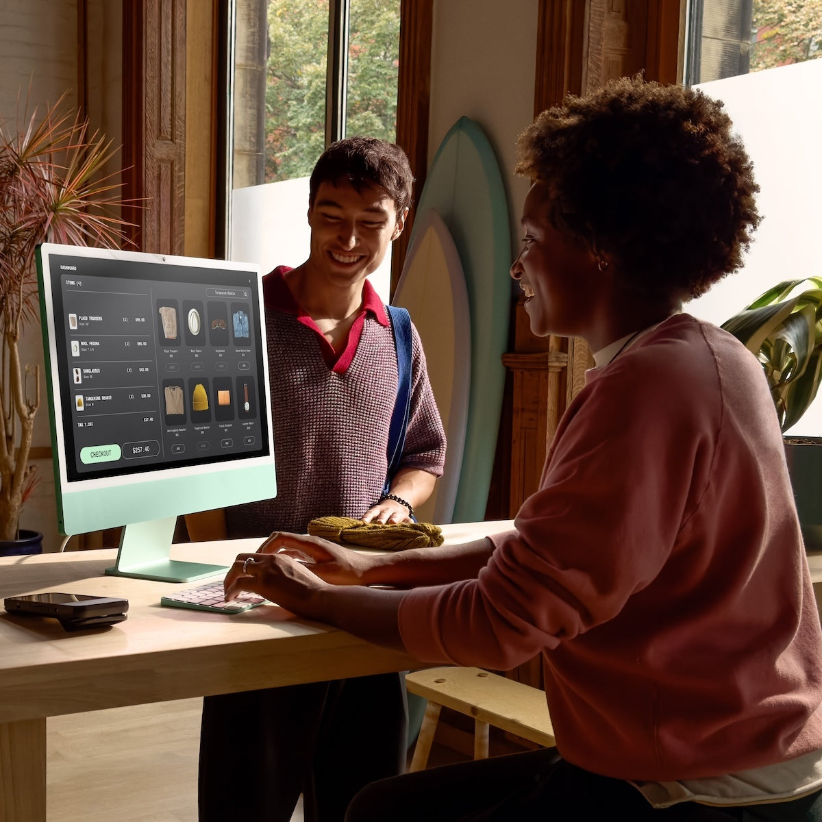 iMac 24“ 4.5K displej, Apple M4 8jádrové CPU, 8jádrové GPU, 16GB, 256GB SSD, CZ - modrý (otevřený)