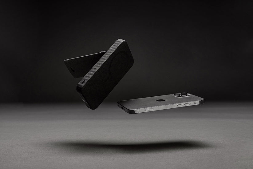 Powerbanka s integrovaným stojánkem Mophie Snap+ 10 000 mAh – černá - iSTYLE CZ
