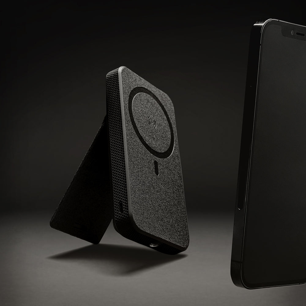 Powerbanka s integrovaným stojánkem Mophie Snap+ 10 000 mAh – černá - iSTYLE CZ