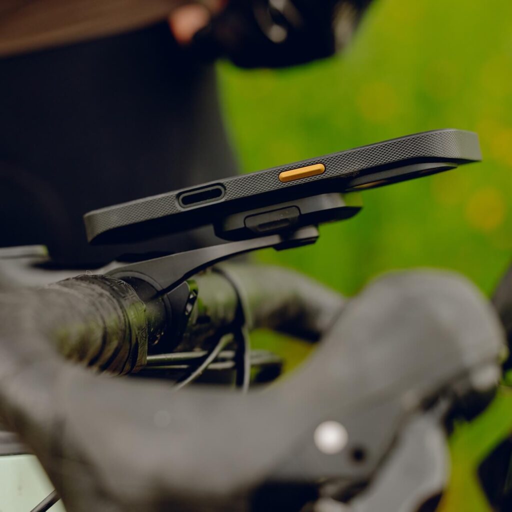 Kryt pro iPhone 16 Pro Peak Design Maximal Case - černý