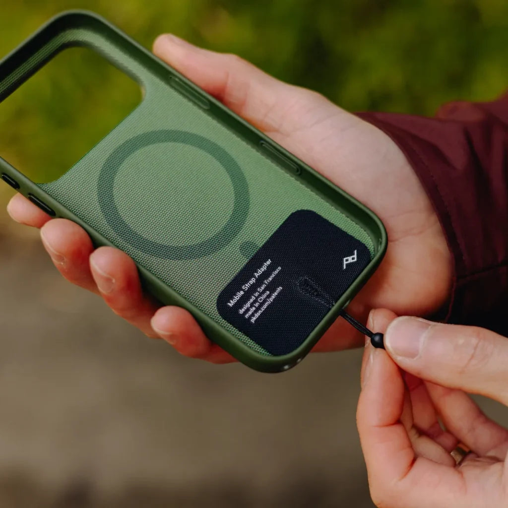 Univerzální adaptér pro popruhy Peak Design Mobile Strap Adapter - černý