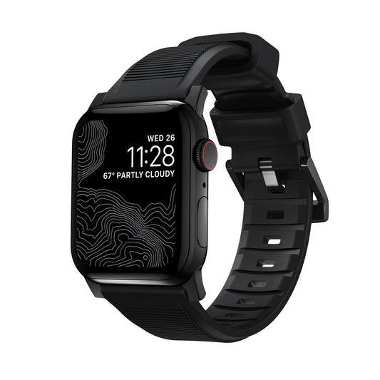 Řemínek pro Apple Watch 42/44/45/49 mm Nomad Rugged Strap - černý s černou přezkou - iSTYLE CZ