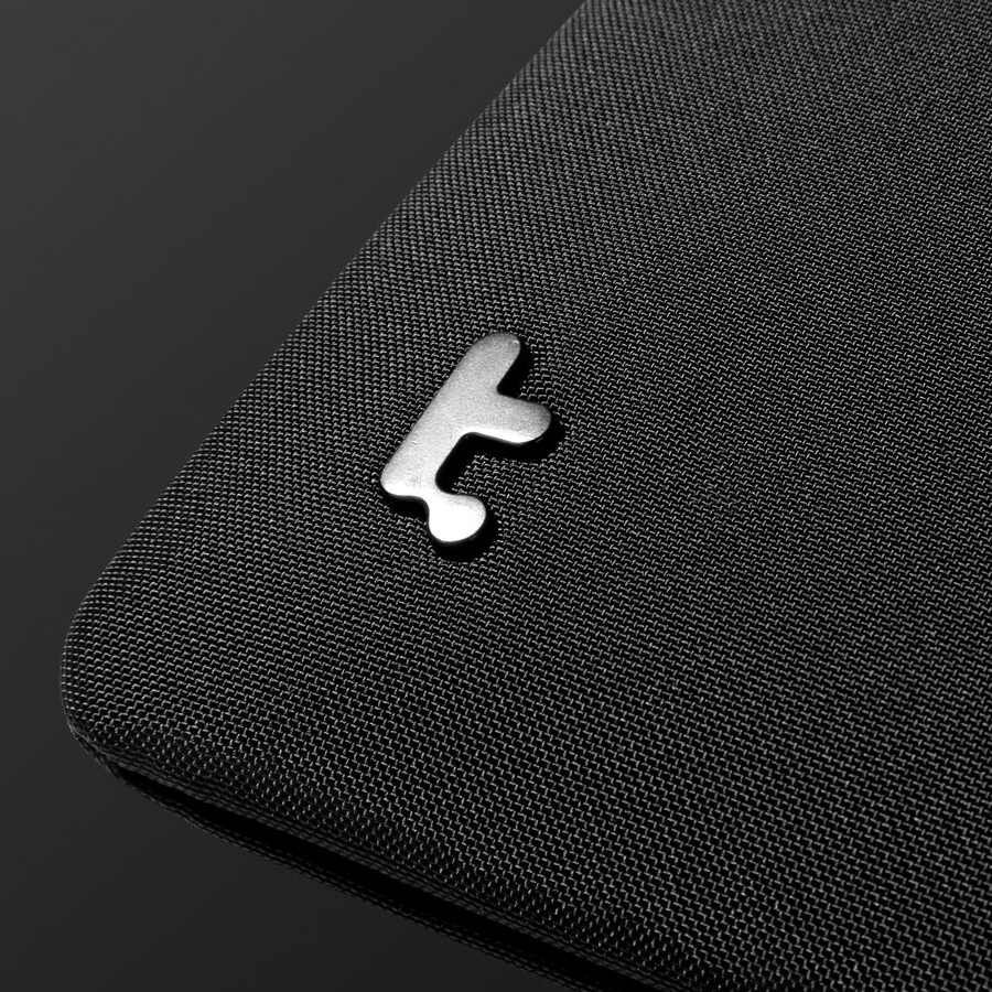 Pouzdro pro MacBook 16" tomtoc Voyage-A16 - černé - iSTYLE CZ