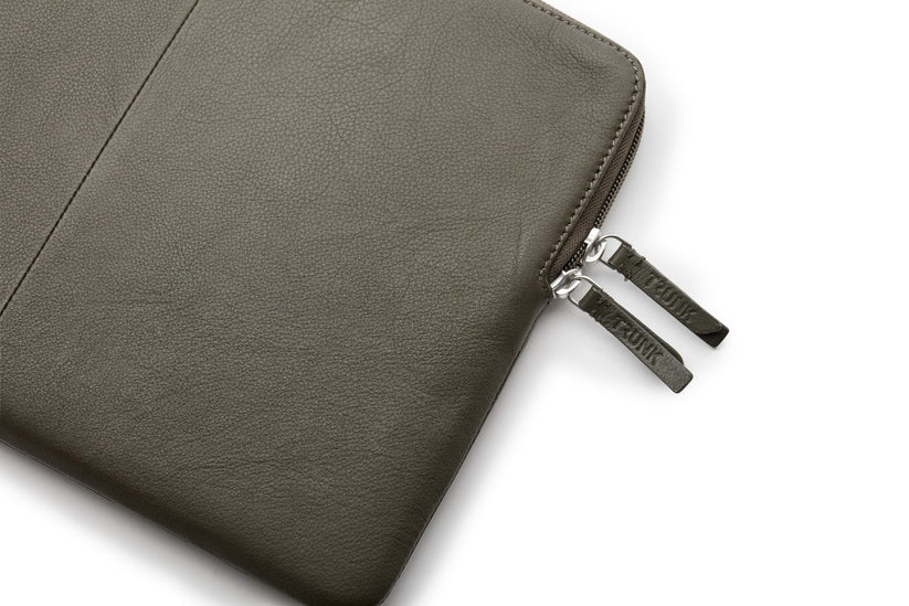 Pouzdro pro MacBook 13" Trunk Leather Sleeve - zelené - iSTYLE CZ