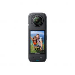 Akční kamera Insta360 X4